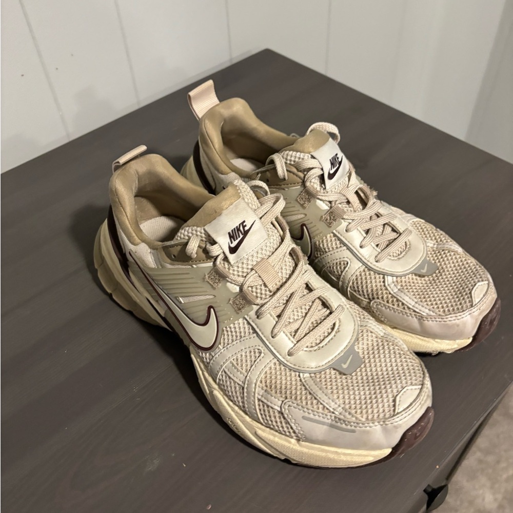 Nike Cream and Tan Athletic Shoes